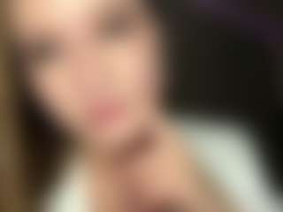 Live cam show with Beatrice - Slimthick on TastyBlacksLive