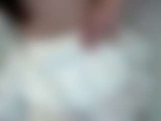 Live cam show with Beatrice - Athletic Public on livesuperchat.net