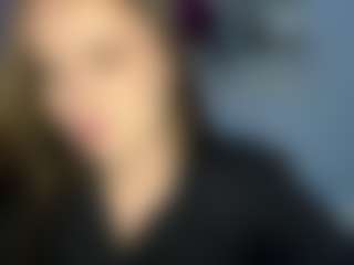Live cam show with Beatrice - Brown Hair on sexylive.show