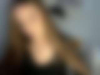 Live cam show with Beatrice - Full Nudity on sexylive.show
