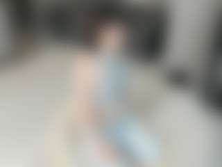 CharleenRentar's Live Sex Cam Show