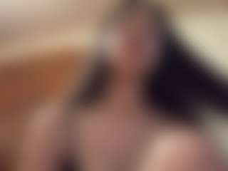 Live cam show with GildaLebeck - Big Tits on Camsoda