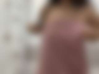 Live cam show with GildaLebeck - Upskirt on Camiplay Live