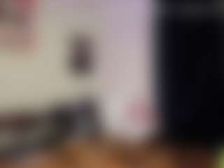 Live cam show with GildaLebeck - Nipple Piercings on Camming Site
