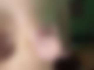 Live cam show with GildaLebeck - Brown Eyes on madthumbs