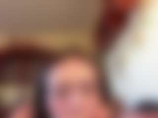 Live cam show with Lina - Small Tits Brown Hair on Camsoda