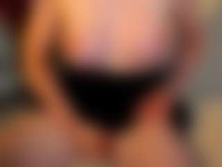 Live cam show with LucyGrayyy - Orgasm on Soda Cam