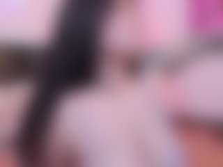 Live cam show with Lunaclarx - Teen (18+) on CamSodaAdn