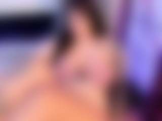 Live cam show with Lunaclarx - Amateur on livesuperchat.net