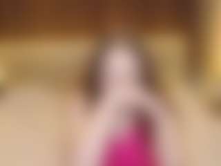 Live cam show with MelodiLady - Striptease Granny on crypto-cams
