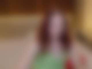 Live cam show with MelodiLady - Granny Dildo on TeamSkeetLive