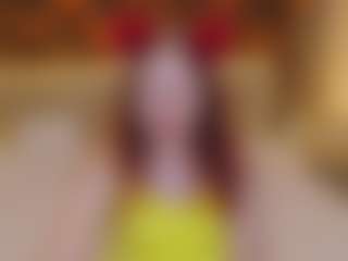Live cam show with MelodiLady - Public Mature on Big Tits