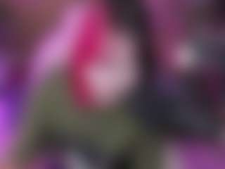 Live cam show with Ruby - Petite Teen (18+) on AdultVida.com