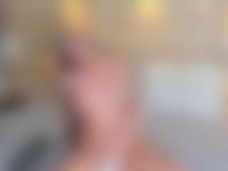Scarlett-Saenz's Live Sex Cam Show
