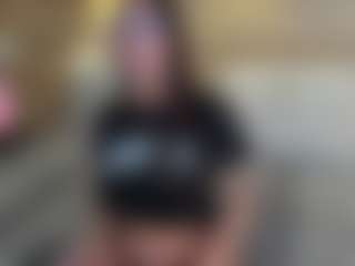Scarlett-Saenz's Live Sex Cam Show