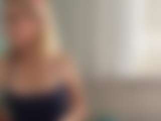 Live cam show with TakishaObleness - Blowjob on Camsoda