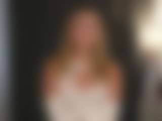 TeressaSieg's Live Sex Cam Show