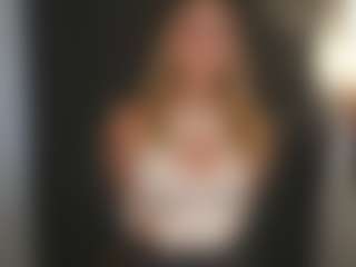 TeressaSieg's Live Sex Cam Show