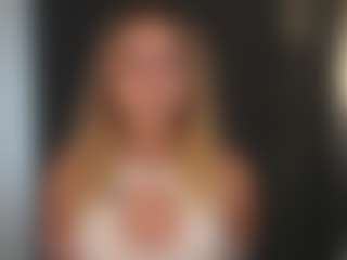 TeressaSieg's Live Sex Cam Show