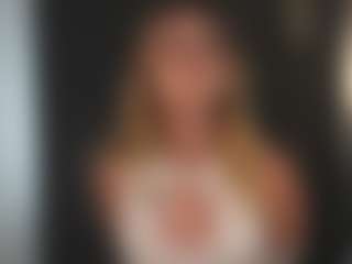 TeressaSieg's Live Sex Cam Show