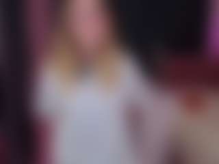TeressaSieg's Live Sex Cam Show
