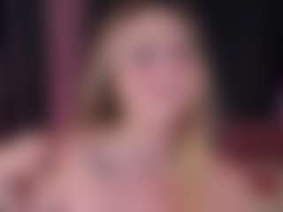 Live cam show with TeressaSieg - Blonde Hair Teen (18+) on Camsoda