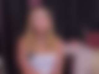 Live cam show with TeressaSieg - Blonde Hair Teen (18+) on Camsoda