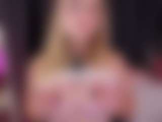 TeressaSieg's Live Sex Cam Show