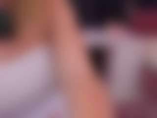 Live cam show with TeressaSieg - Brown Eyes on madthumbs