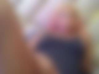 holywaterrrr's Live Sex Cam Show