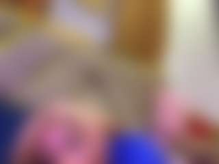 holywaterrrr's Live Sex Cam Show