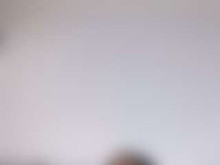 IssaSantanaa_3's Live Sex Cam Show