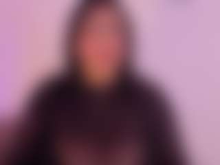Pamela-tomas's Live Sex Cam Show