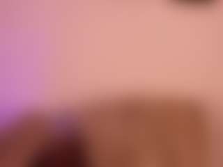 Live cam show with Pamela-tomas - Tittyfuck on Camsoda