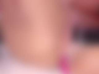Live cam show with Ashly-andrews - Eating Pussy on SpankPalCams