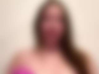 Live cam show with CarolynnHoehn - Brown Hair Teen (18+) on Camsoda