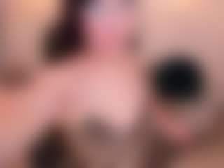 Cassie-Blake's Live Sex Cam Show