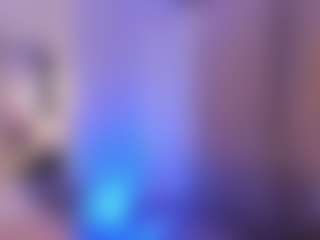 Live cam show with Cassie-Blake - Mature on Camsoda