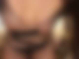 Cassie-Blake's Live Sex Cam Show