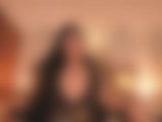 Live cam show with Cassie-Blake - MILF Teen (18+) on Camming Site