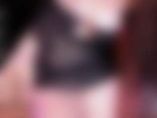Live cam show with Cassie-Blake - Camel Toe on Uber Horny
