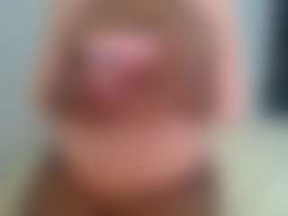 chelseamillz's Live Sex Cam Show