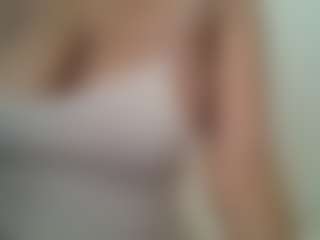 chelseamillz's Live Sex Cam Show
