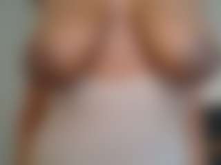 chelseamillz's Live Sex Cam Show