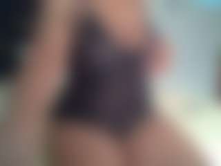 chelseamillz's Live Sex Cam Show