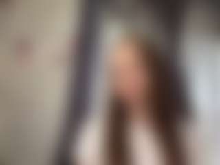 CorinnaVanlue's Live Sex Cam Show