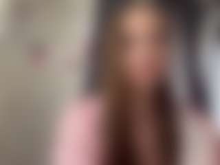 CorinnaVanlue's Live Sex Cam Show