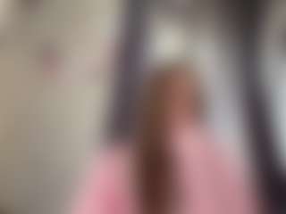 CorinnaVanlue's Live Sex Cam Show