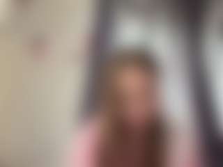 CorinnaVanlue's Live Sex Cam Show