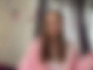 CorinnaVanlue's Live Sex Cam Show